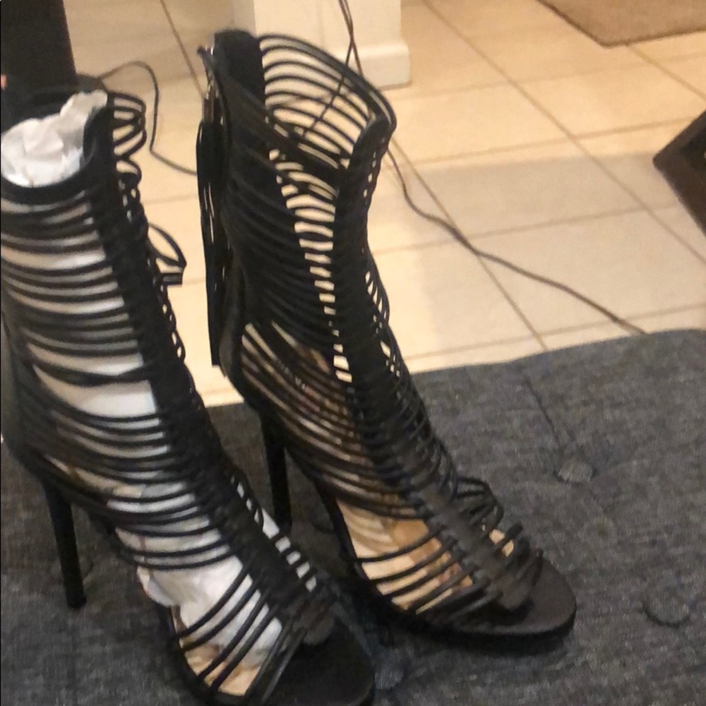 Black strapped peep toe Bootie